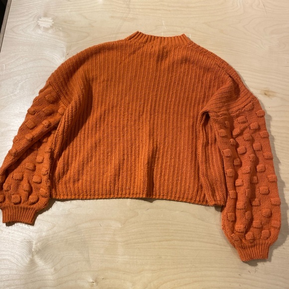 &merci Orange Knit Cropped Sweater Small (IX) - Picture 10 of 12